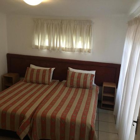 The Crescent Guesthouses - Bnb/Self Catering เดอร์บัน ภายนอก รูปภาพ