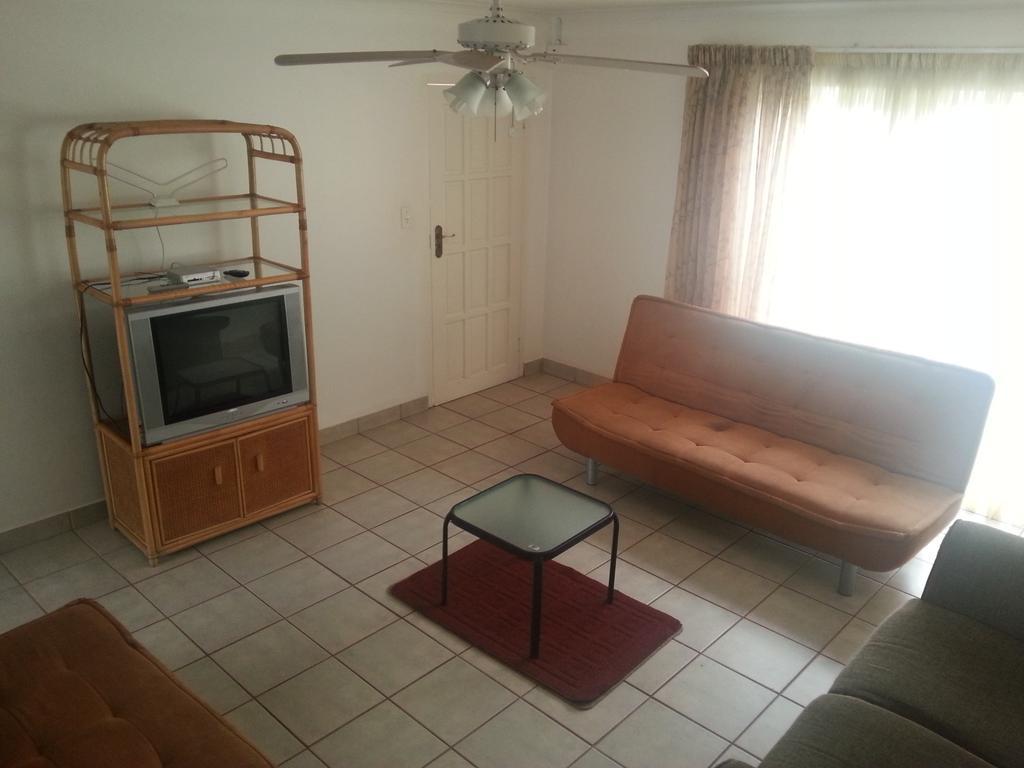 The Crescent Guesthouses - Bnb/Self Catering เดอร์บัน ภายนอก รูปภาพ