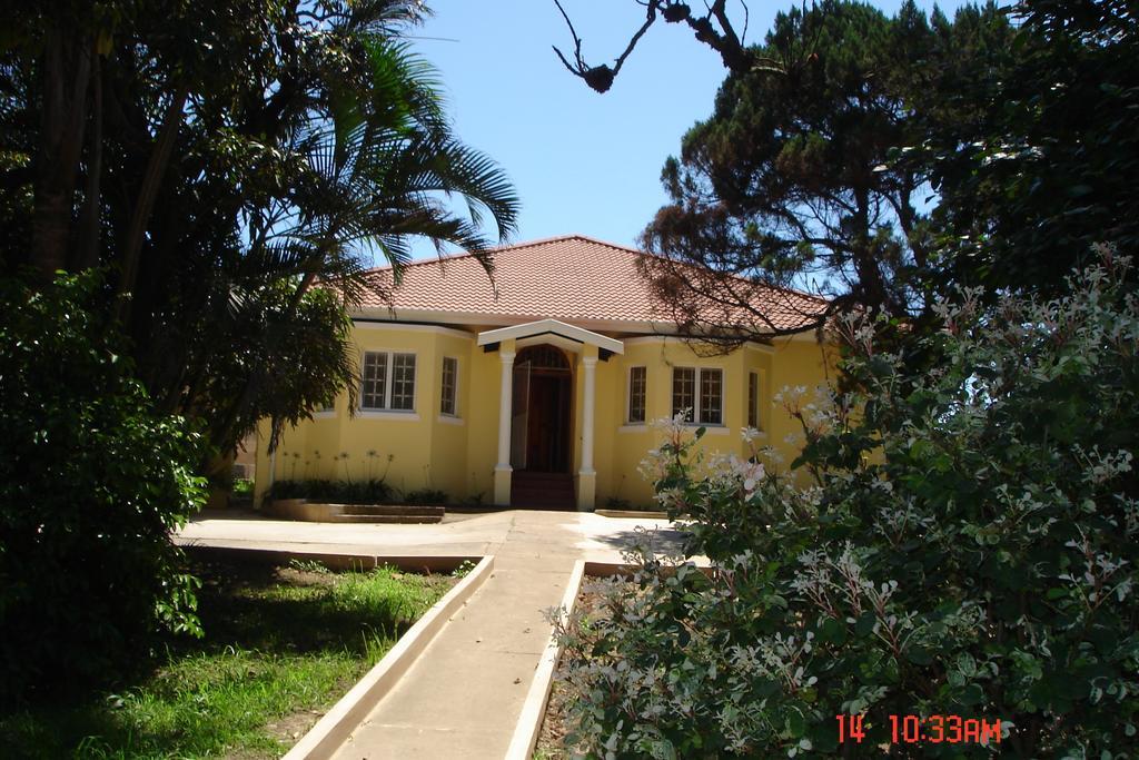The Crescent Guesthouses - Bnb/Self Catering เดอร์บัน ภายนอก รูปภาพ
