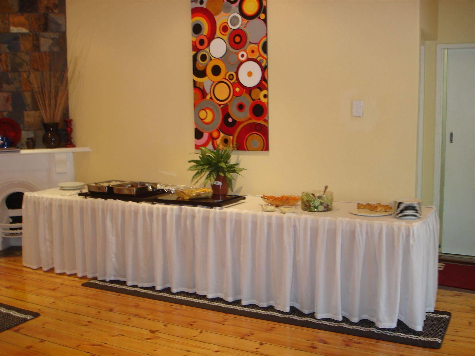 The Crescent Guesthouses - Bnb/Self Catering เดอร์บัน ภายนอก รูปภาพ